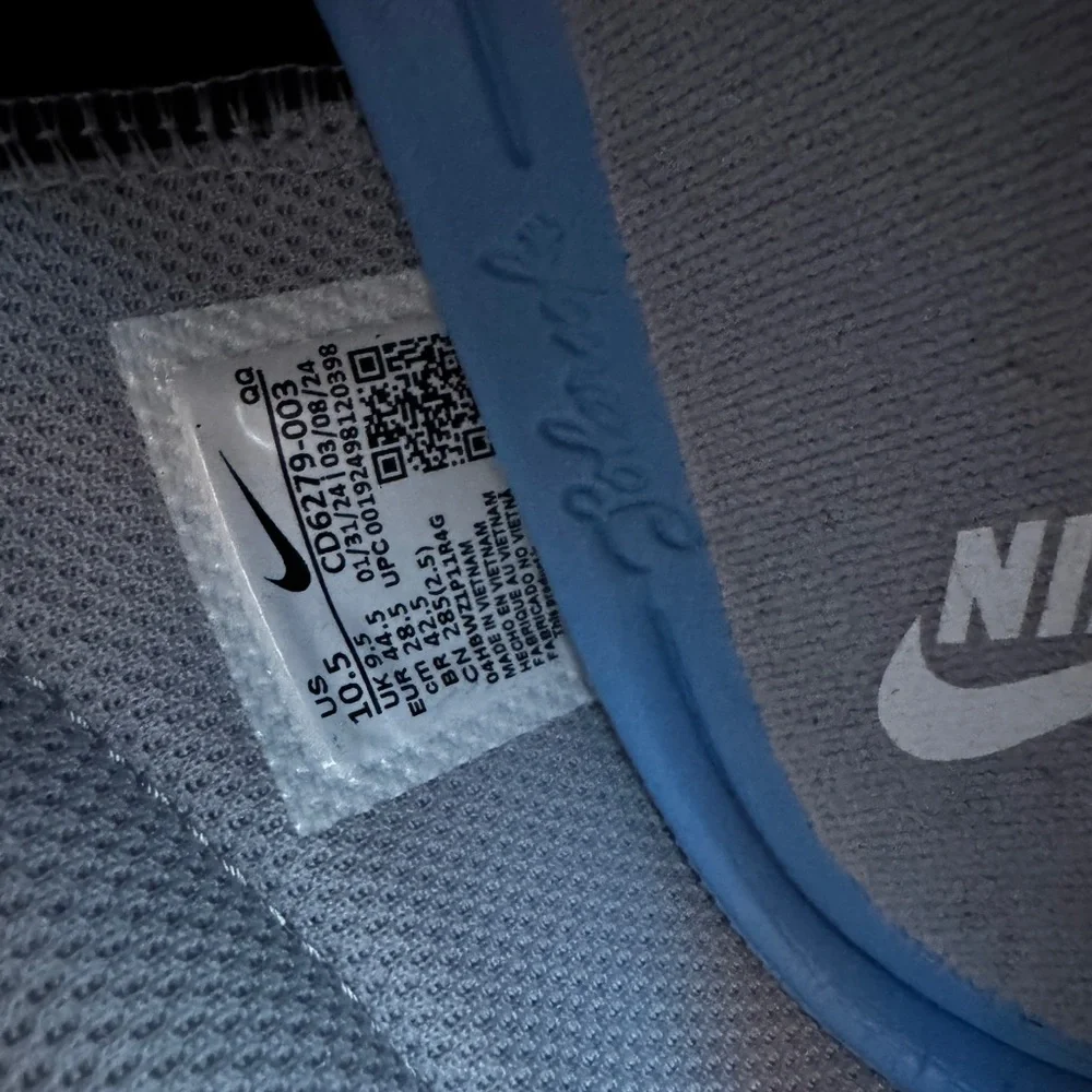 Nike SB Charge Men's Canvas Skate Shoes - Picture 4 of 5